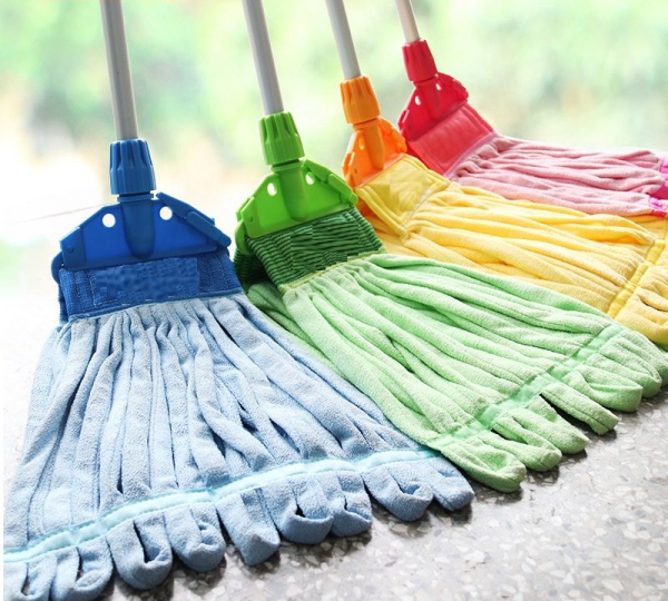 pure_clean_mops_and_handle_pic.jpg