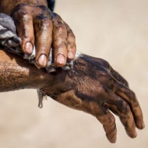 clarks_true_grit_handcleaner_soap_2l_pump_bottle_1.jpg